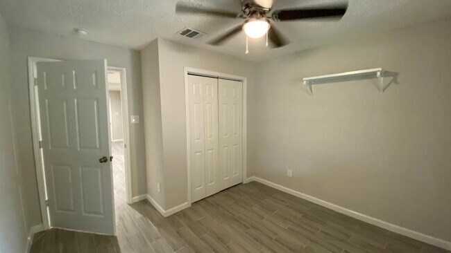 Building Photo - 2406 Rosemead Dr