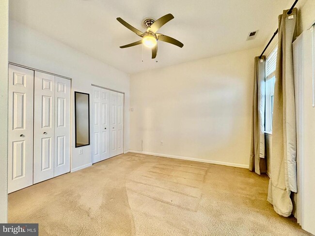 Building Photo - 606 Moonglow Rd