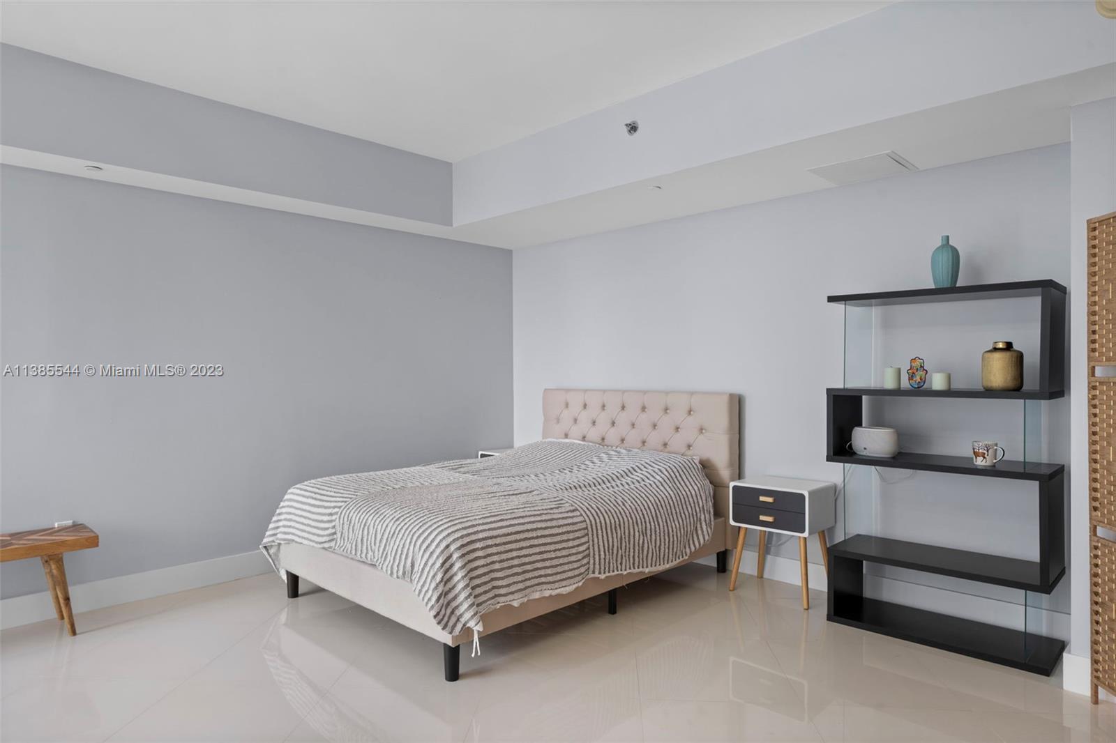 Building Photo - 475 Brickell Ave