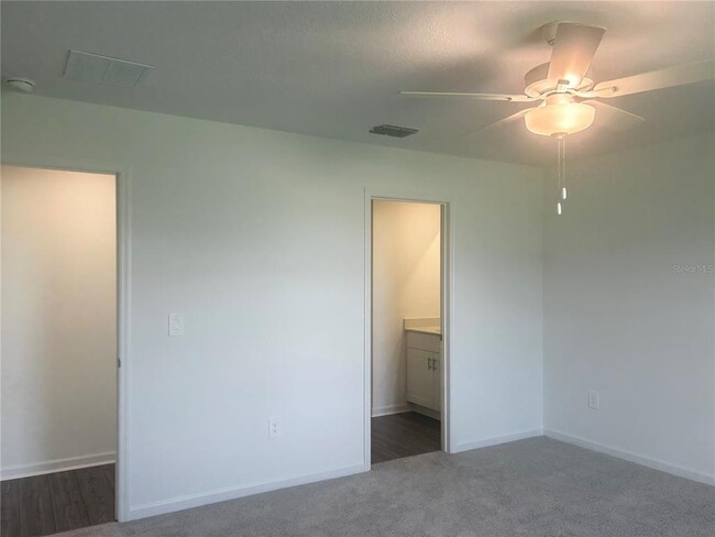 Building Photo - 1127 NW 47th Ct