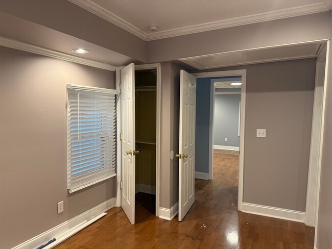 Building Photo - Very nice home located in the Tree Streets - Walking distance to ETSU!