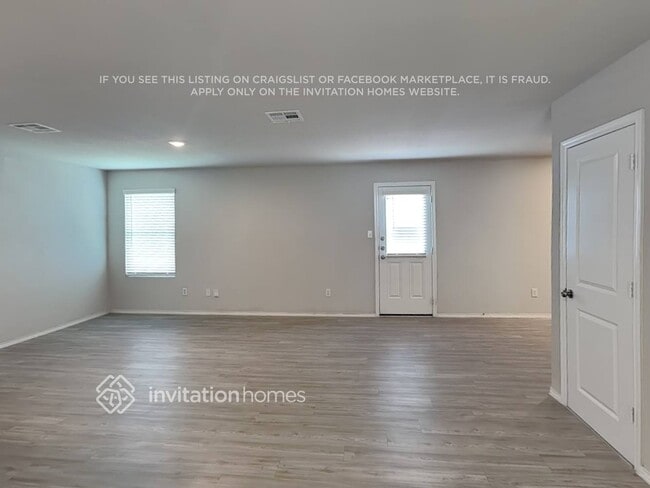 Building Photo - 7218 Lincoln Trce