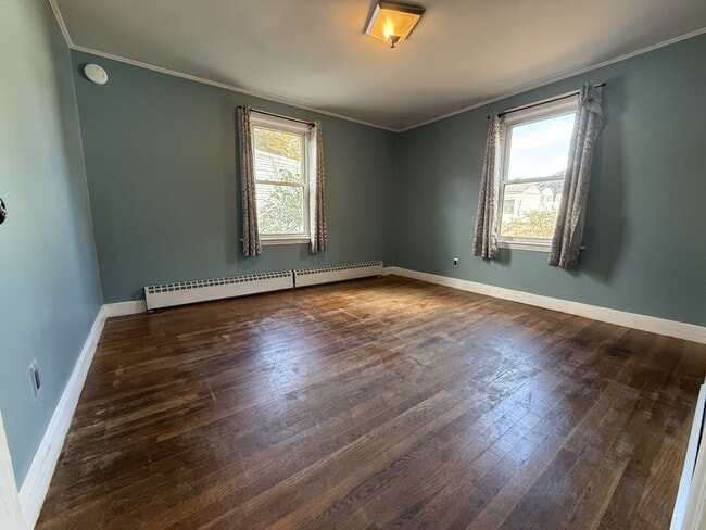 Building Photo - 66 Memory Ln