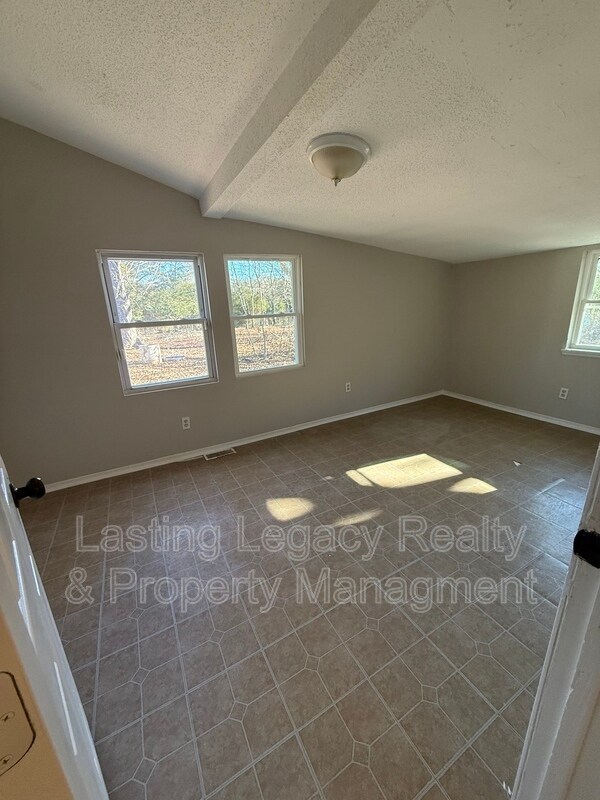 Building Photo - 3410 Old Greensboro Rd