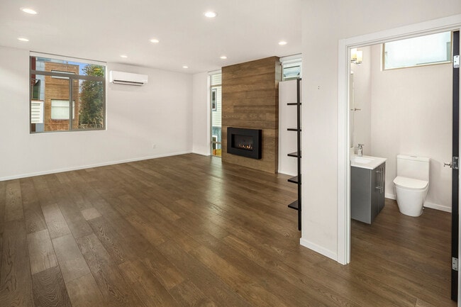 Building Photo - 2222 NW 62nd St