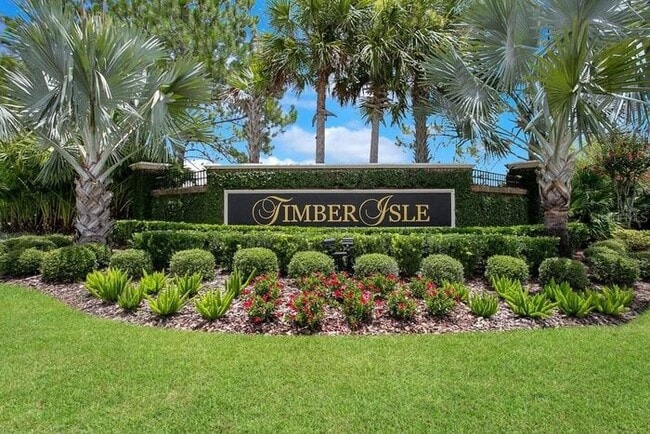 Building Photo - Timber Isle 4 bedroom home 2 bath home on a corner lot with New Kitchen Appliances!