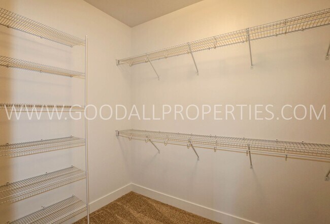 Building Photo - Spacious 4-Bedroom Ranch Near Schuler Elementary School