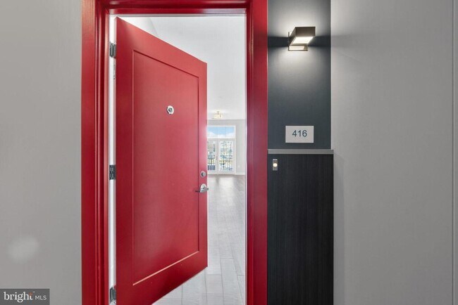 Building Photo - 989 S Buchanan St