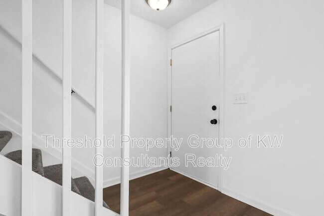 Building Photo - 3672-3678 Arnelle Road - 3678