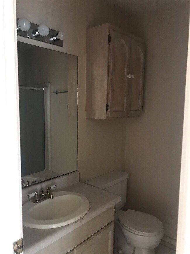 Building Photo - 201 Martingale