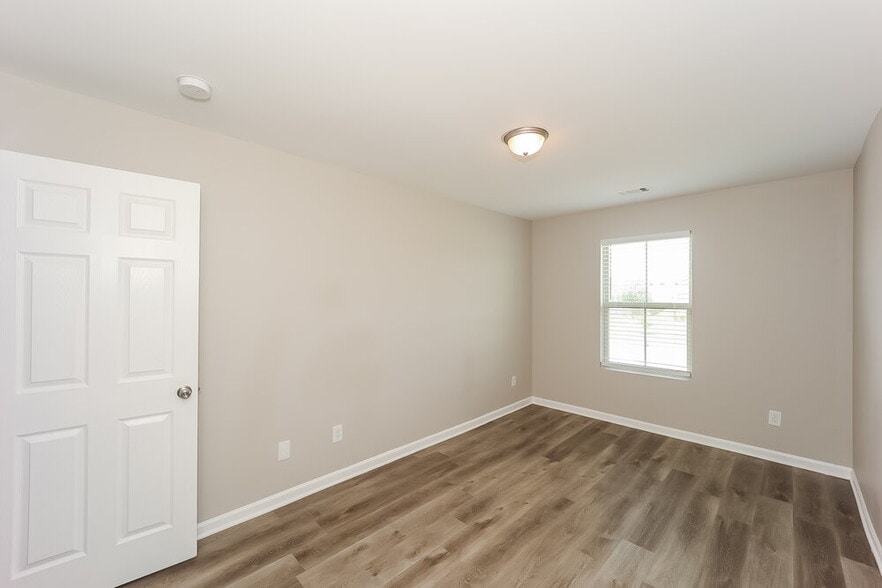Building Photo - 100 Quarry Cir