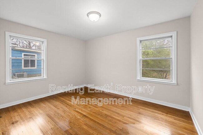 Building Photo - 5717 Avenue O