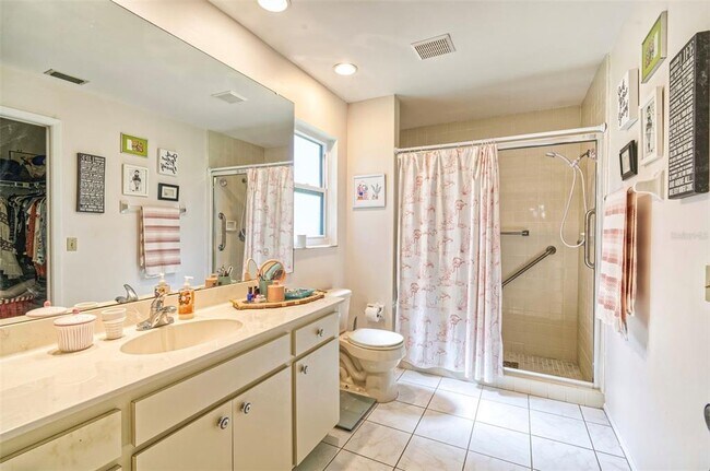 Building Photo - 7183 Wood Creek Dr