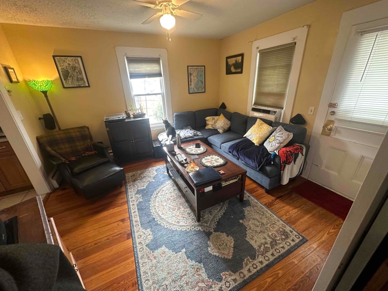 Building Photo - 50 Westbury Park Rd