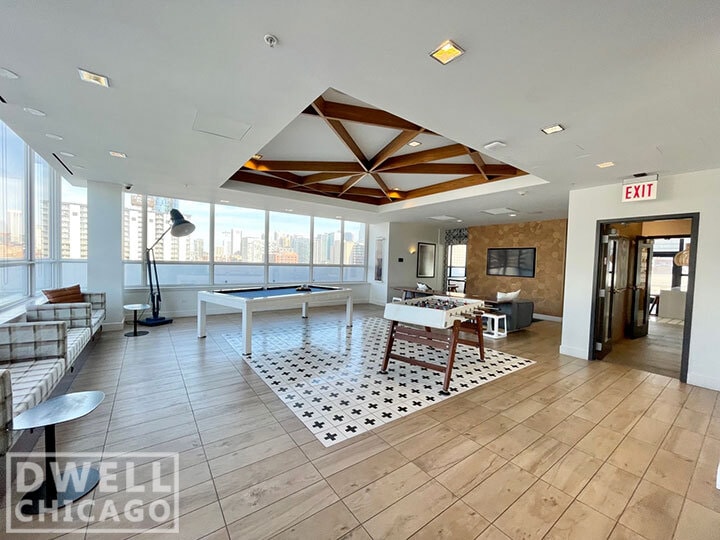 Building Photo - 776 W Quincy St