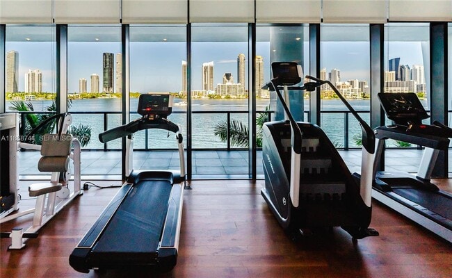 Building Photo - 3916 Island Estates Dr