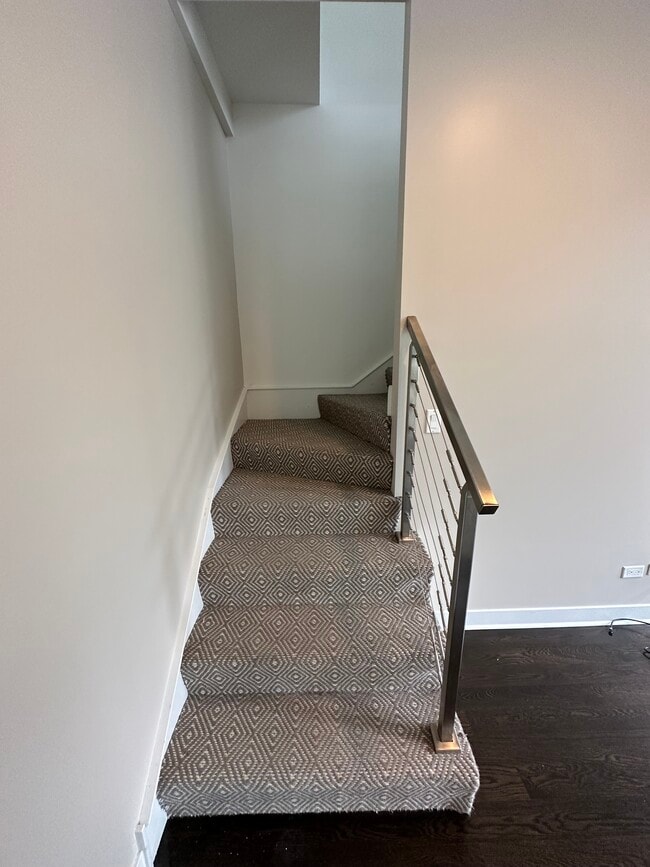 Building Photo - 1758 W Cullerton St