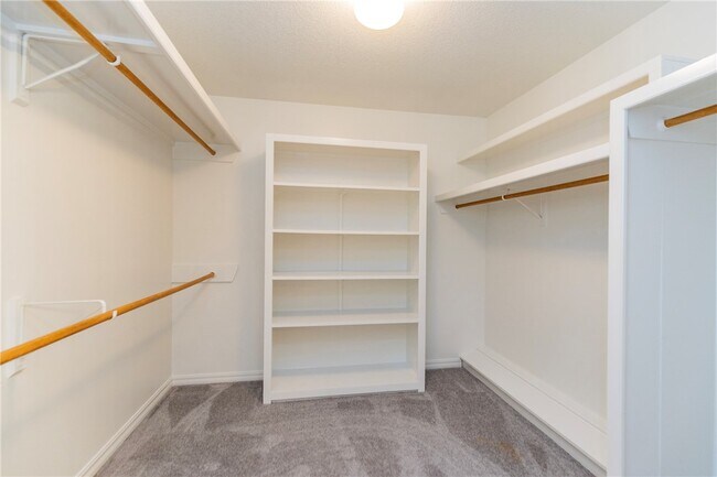 Building Photo - 1261 Mount Hebron Rd