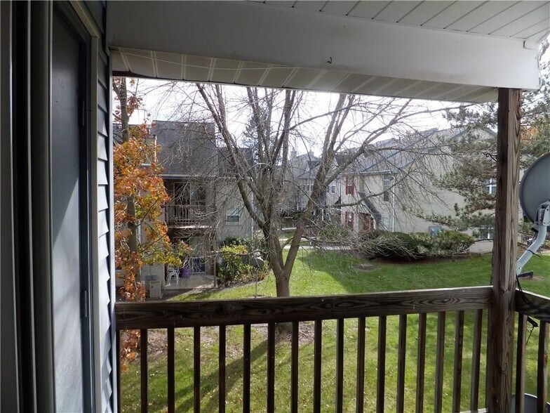 Building Photo - 44 Tanglewood Ct