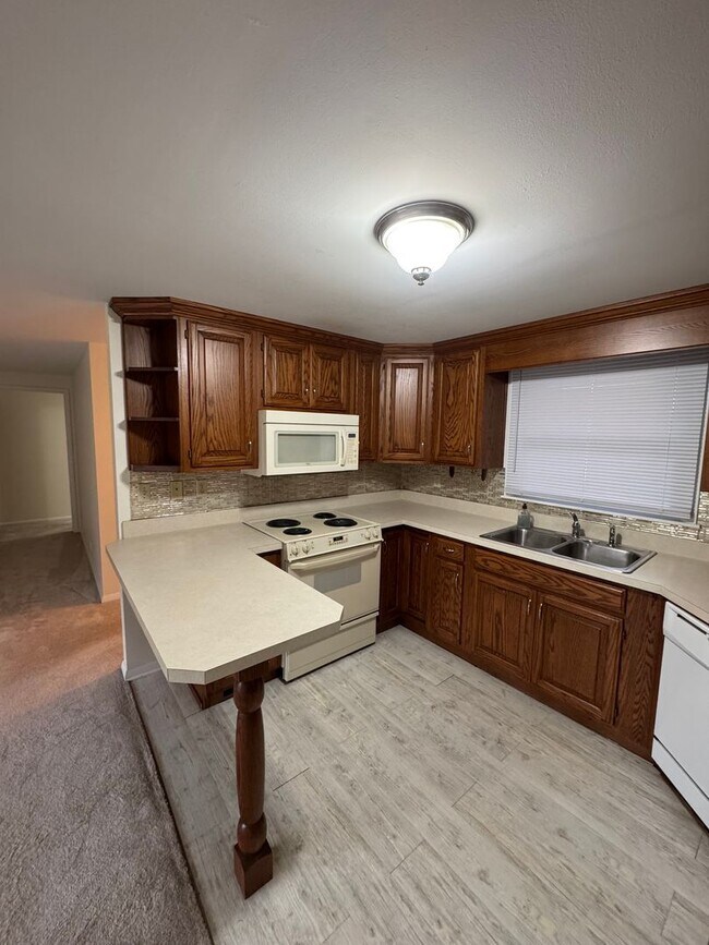 Building Photo - Washington Twp 3 bedroom home