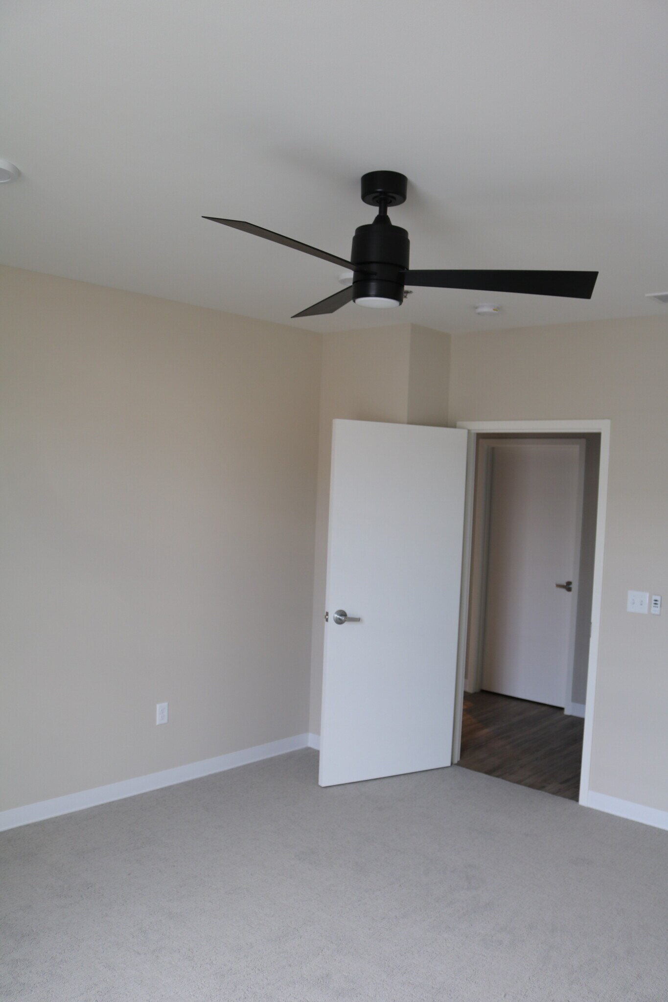 Second Bedroom - 628 Washington St