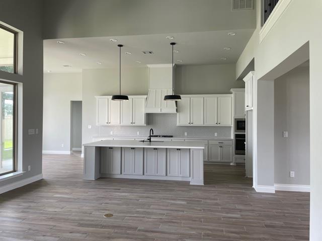 Building Photo - 128 Arbolado Lp