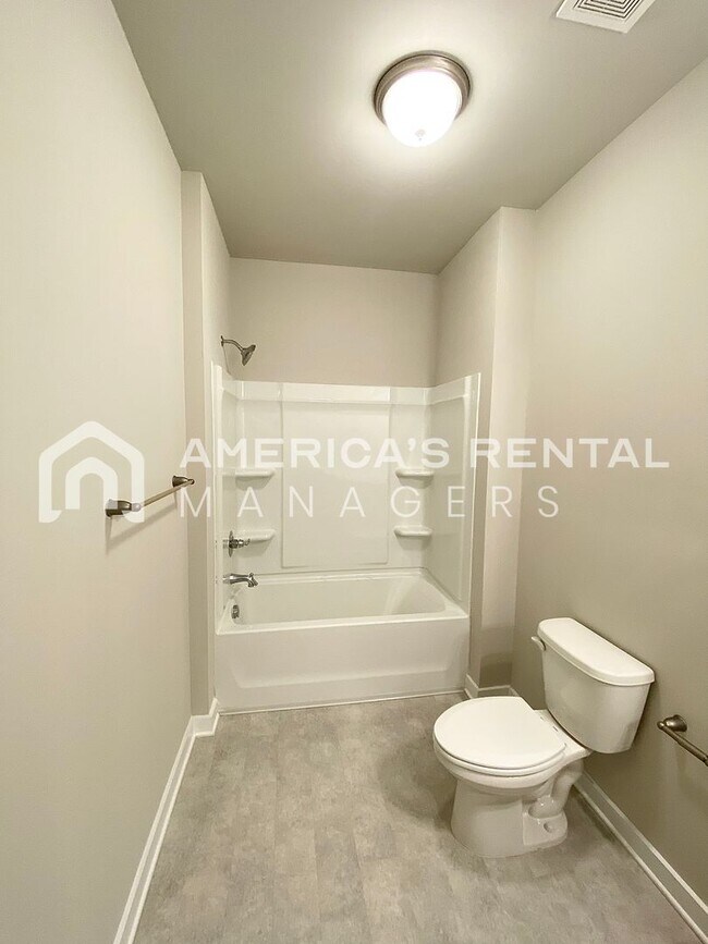 Building Photo - Home for Rent in McCalla, AL... Available ...