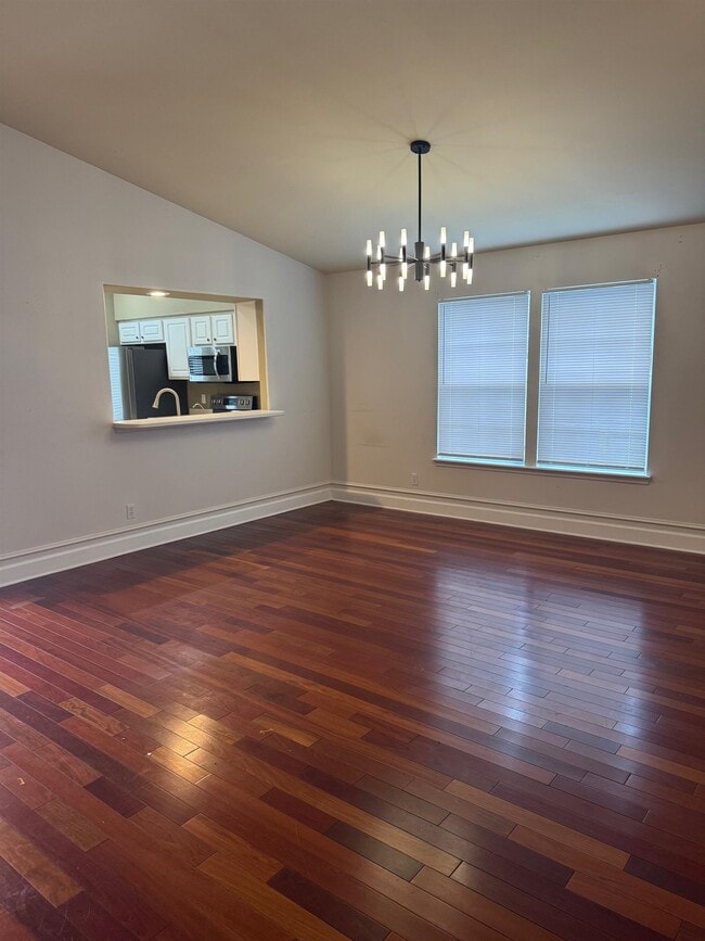 Building Photo - 2186 Heathrow Dr