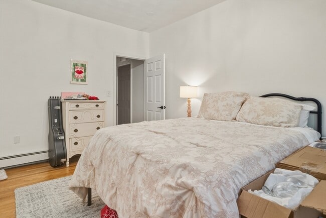 Building Photo - 171 Brooks St