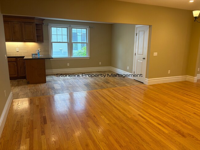 Building Photo - 27-29 Elmway Street