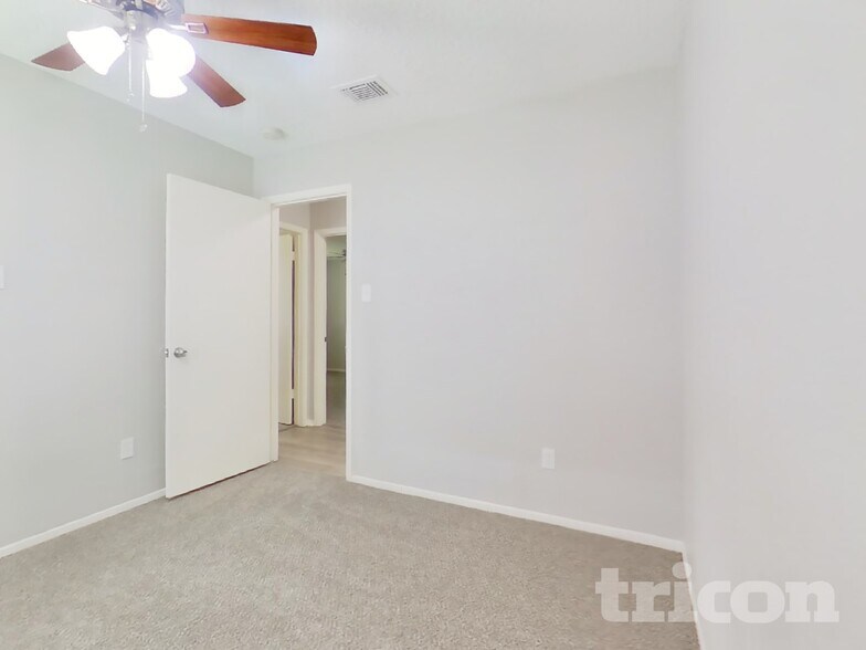 Building Photo - 6329 Porterway Dr