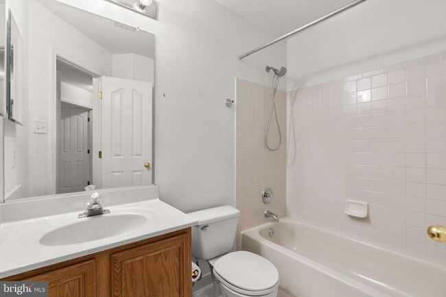 Building Photo - 8708 Hidden Pool Ct