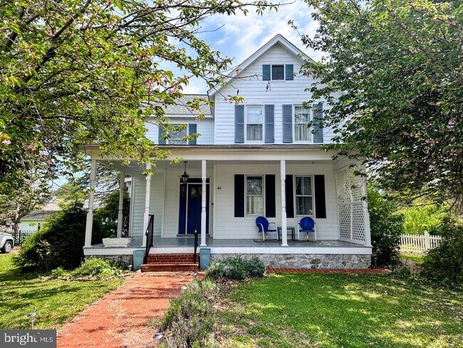 Building Photo - 44 Fulton Ave