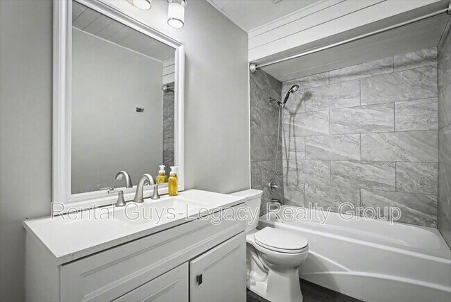 Building Photo - 2120 Blair Rd