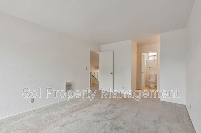Building Photo - 8105 Kern Ave