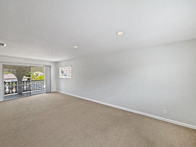 Building Photo - Charming & Spacious 4BD/3BA House in Allie...