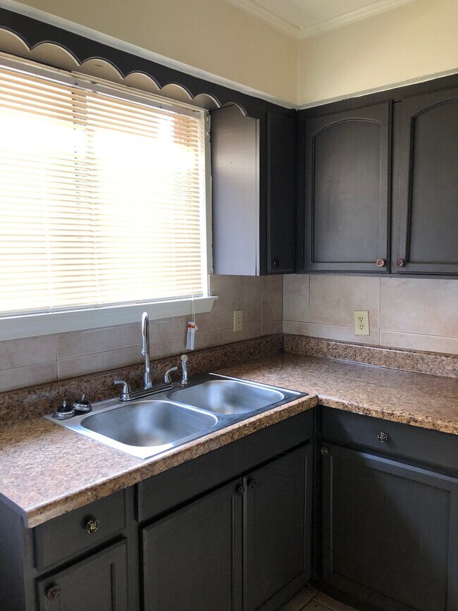 Building Photo - 1657 Starboard Dr