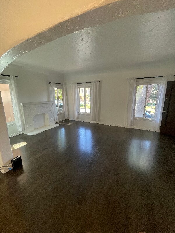Building Photo - 4308 8th Ave