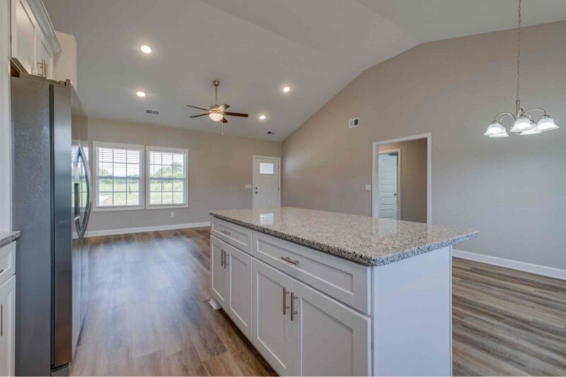 Building Photo - 648 S Tunnel Rd