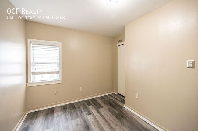 Building Photo - 2220 Fitzwater St