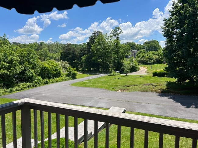 Building Photo - AVAILABLE April  2026! Secluded 2 bedroom Condo, Located minutes to Downtown JC & ETSU