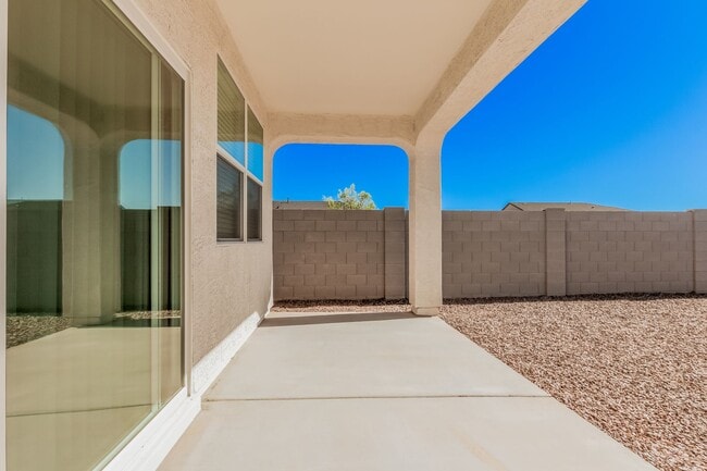 Building Photo - Beautiful Corner Lot Home with Modern Upgrades