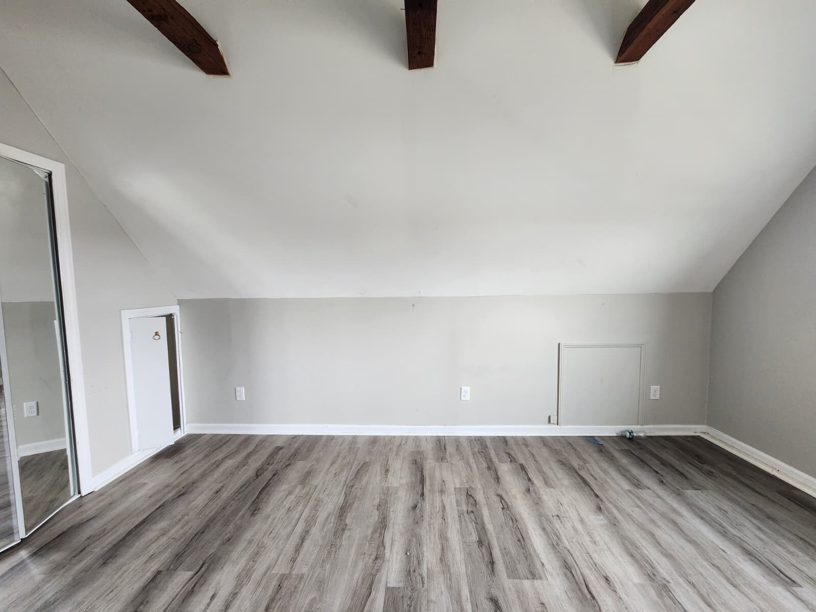 Building Photo - 515 Quinnipiac Ave