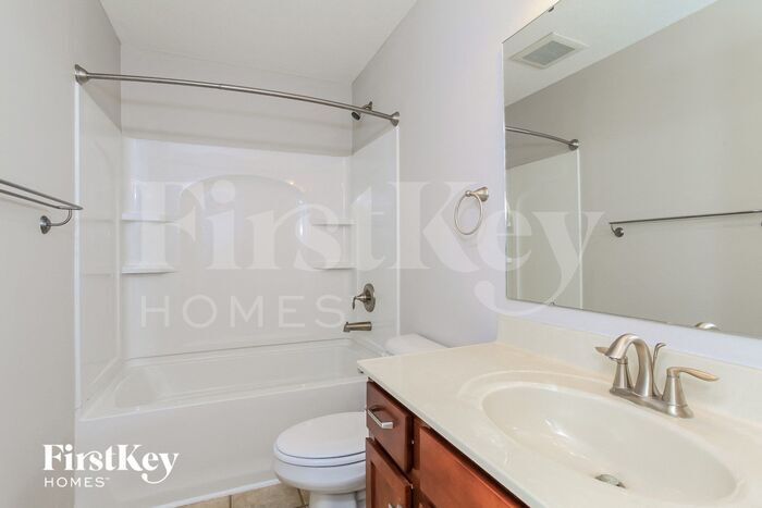 Building Photo - 7873 Healy Dr