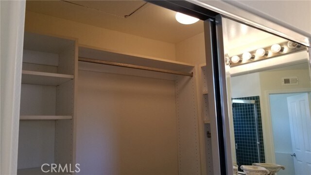 Building Photo - 13440 N Bowers Ct