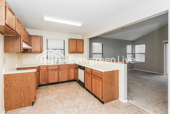 Building Photo - 6554 Shull Rd