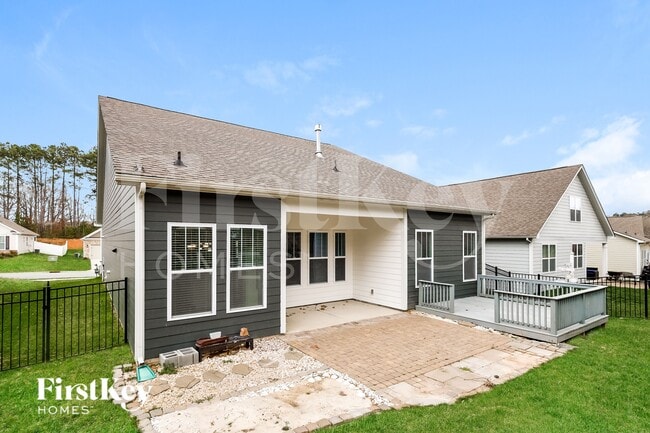 Building Photo - 2486 Seagull Dr