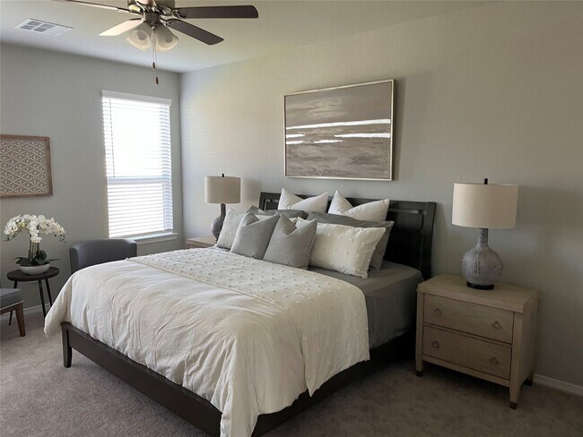 Building Photo - 25484 Northpark Lake Dr