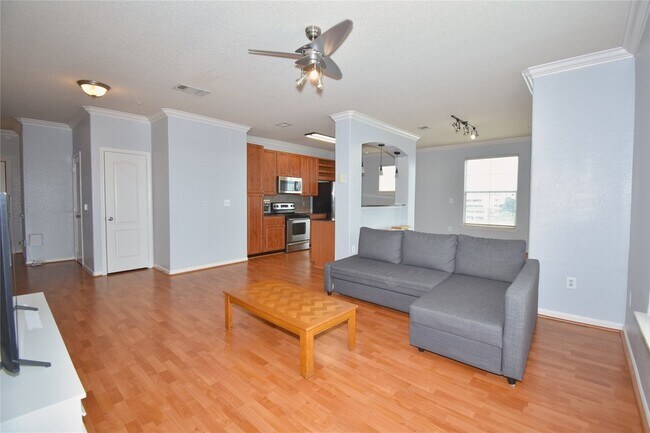 Building Photo - 1711 Old Spanish Trl