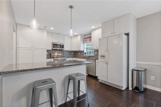 Building Photo - 3857 Peachtree Corners Cir